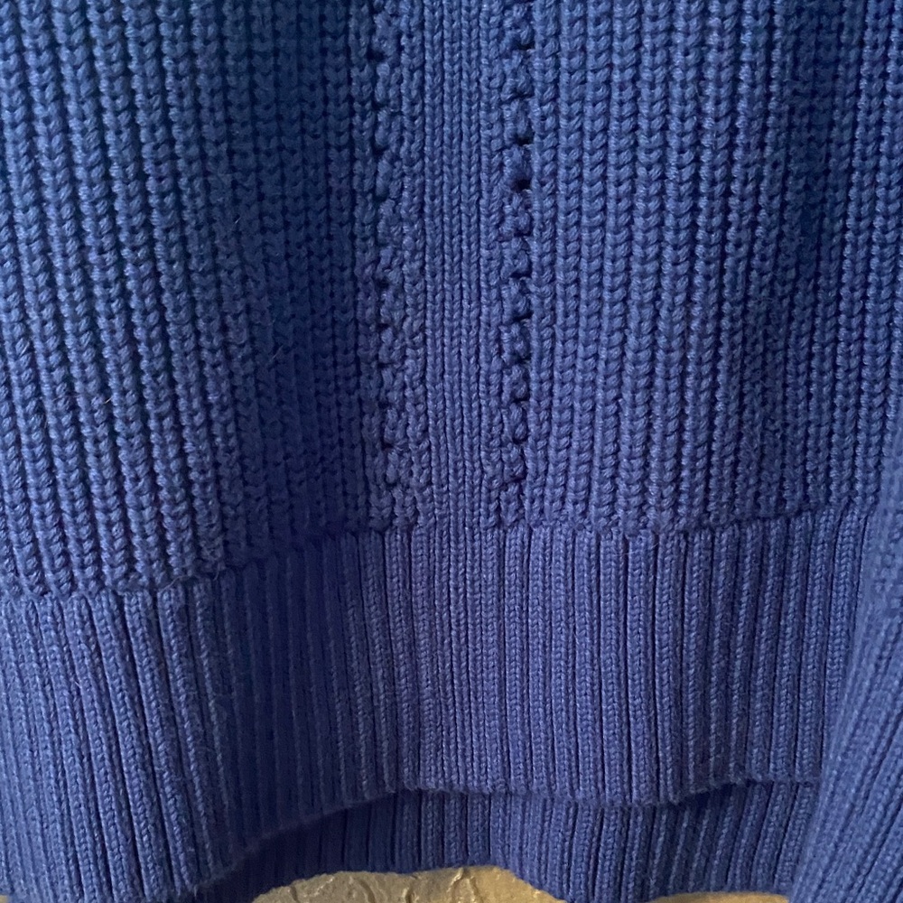 Duluth Trading Co Women's Blue Sweater - Picture 7 of 7
